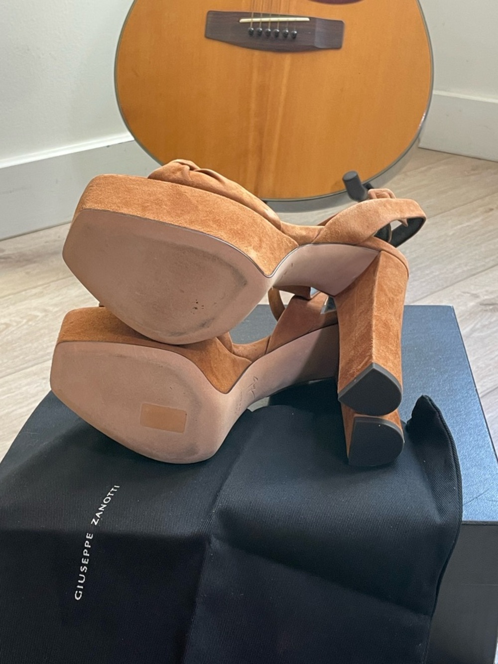 Giuseppe Zanotti Suede Platform Strappy Block Heel Sandals - Picture 4 of 10